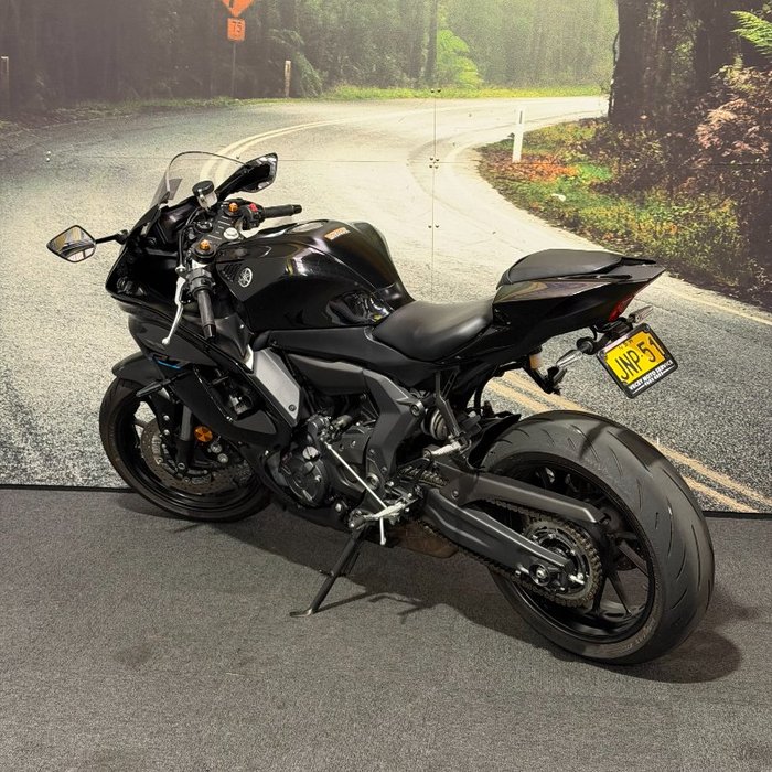 2022 Yamaha YZF-R7HO Black