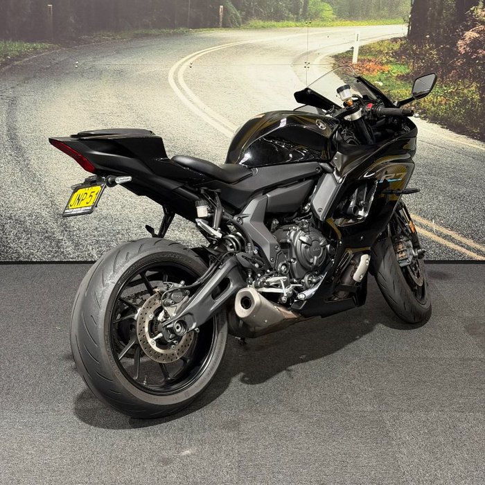 2022 Yamaha YZF-R7HO Black