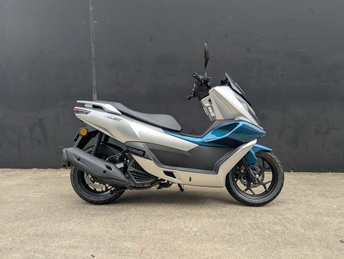 2025 CFMOTO 150 SC Blue