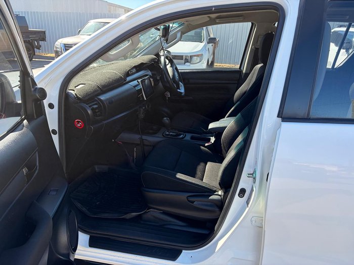 2018 Toyota Hilux SR GUN126R 4X4 Dual Range Glacier White