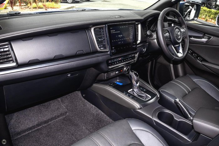 2025 Mazda BT-50 GT