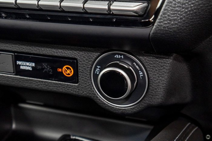 2025 Mazda BT-50 GT