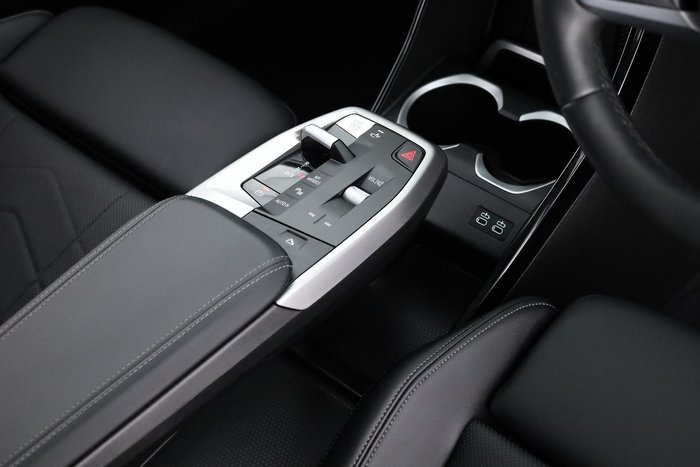 2025 BMW X1 xDrive20i M Sport