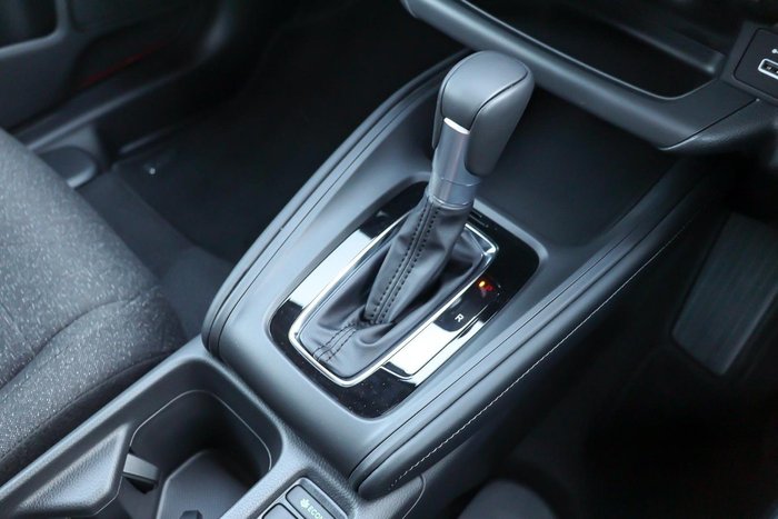 2025 Honda HR-V Vi X