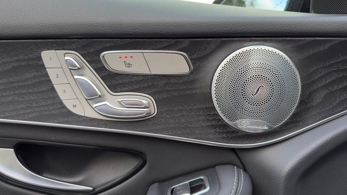 2020 Mercedes-Benz GLC-Class GLC300
