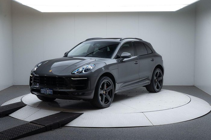 2015 Porsche Macan