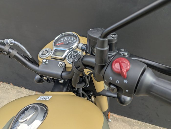 2026 Royal Enfield (see Also Enfiel 2026 Royal Enfield (see Also Enfiel 350CC CLASSIC 350 SIGNALS Road