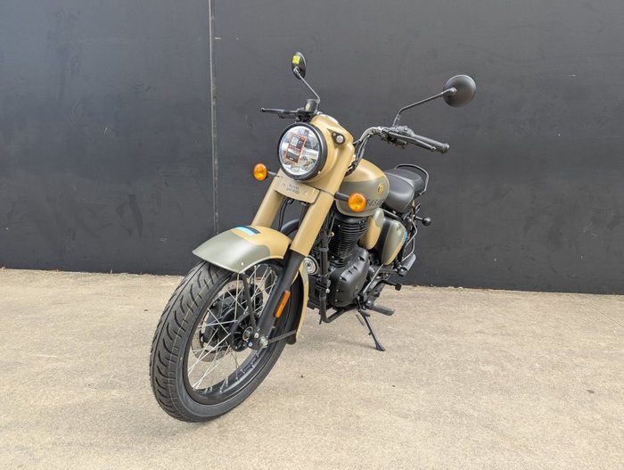 2026 Royal Enfield (see Also Enfiel 2026 Royal Enfield (see Also Enfiel 350CC CLASSIC 350 SIGNALS Road