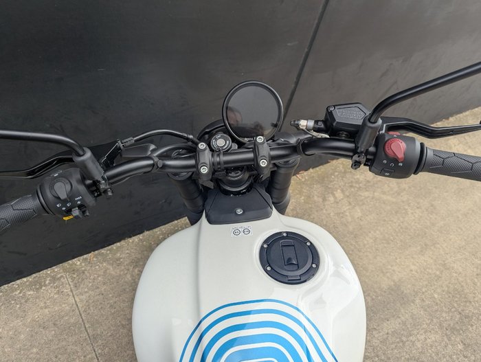 2025 Royal Enfield (see Also Enfiel GUERILLA 450 BLUE