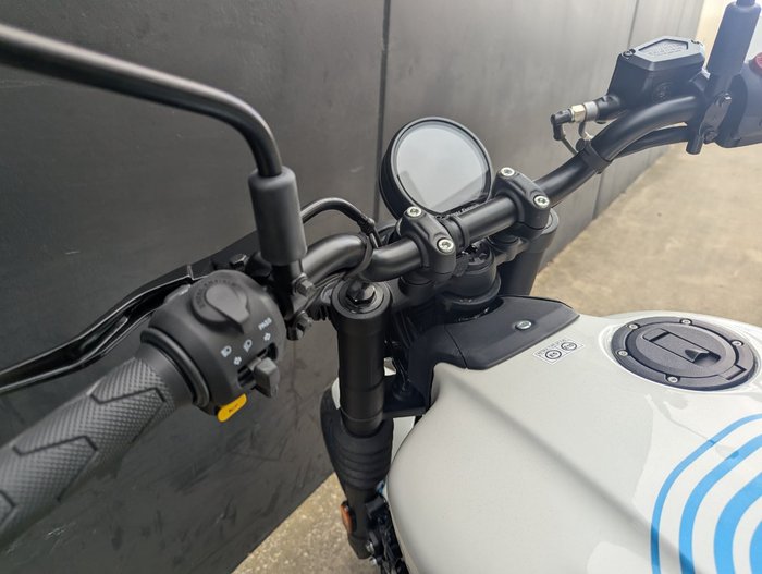 2025 Royal Enfield (see Also Enfiel GUERILLA 450 BLUE