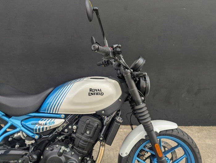 2025 Royal Enfield (see Also Enfiel GUERILLA 450 BLUE