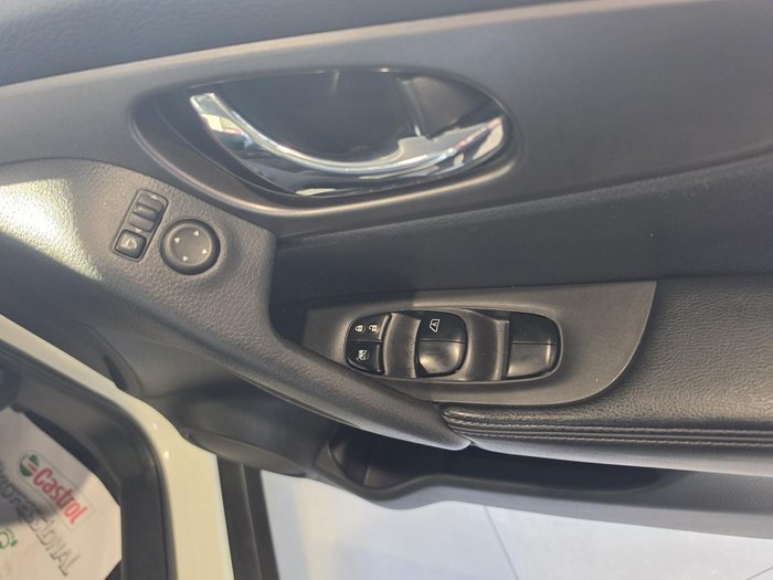 2015 Nissan X-TRAIL ST