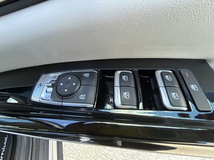 2021 KIA CARNIVAL SLI