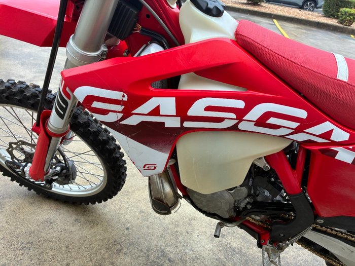 2022 Gas Imports EC 300 Red