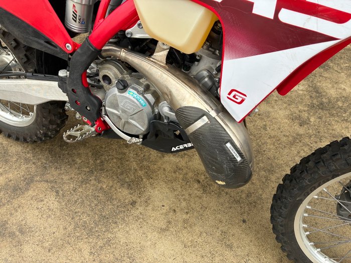 2022 Gas Imports EC 300 Red