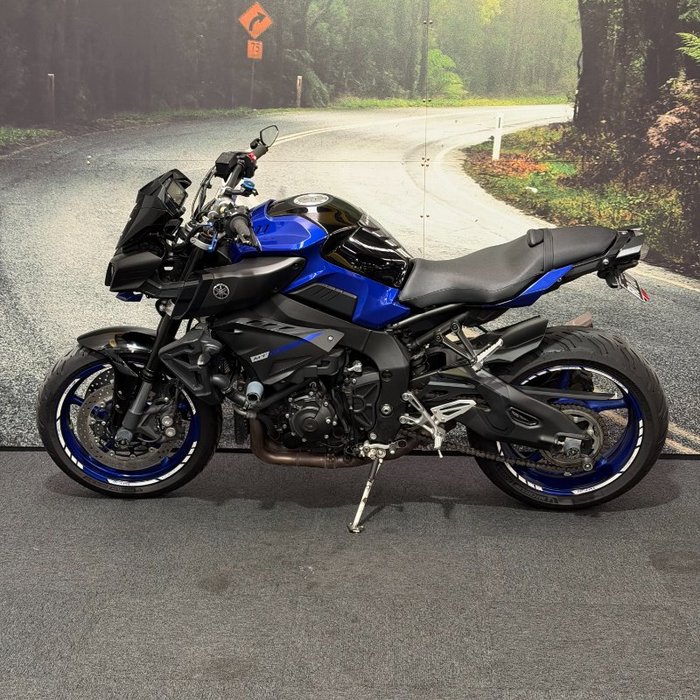 2018 Yamaha MT-10A Blue