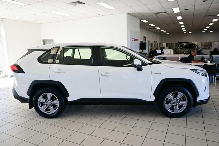 2024 Toyota RAV4 GX