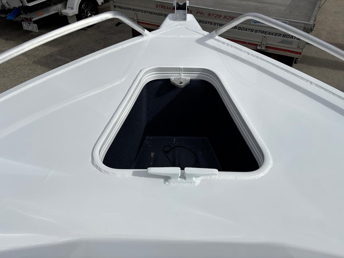 2026 QUINTREX 430 Fishabout