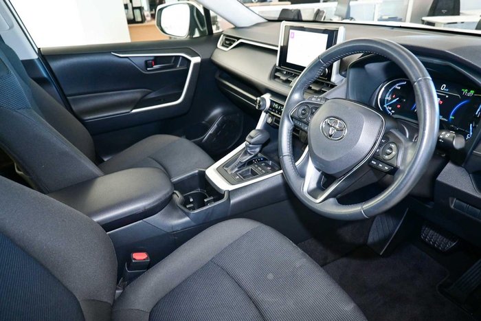 2024 Toyota RAV4 GX