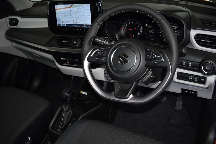 2026 Suzuki Swift Hybrid GLX