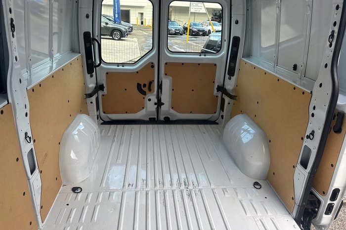2024 Renault Master Pro 110kW