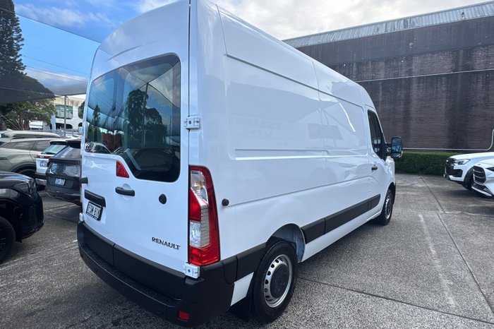 2024 Renault Master Pro 110kW