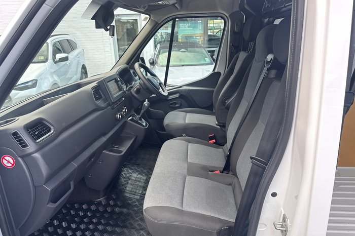 2024 Renault Master Pro 110kW