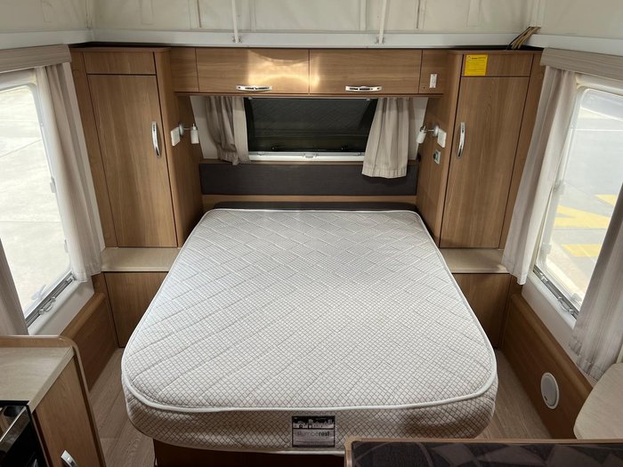 2014 Jayco Journey Outback 17.55-8 Pop Top