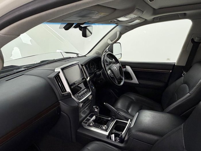2020 Toyota Landcruiser VX VDJ200R 4X4 Dual Range