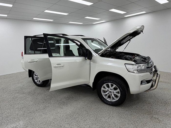 2020 Toyota Landcruiser VX VDJ200R 4X4 Dual Range