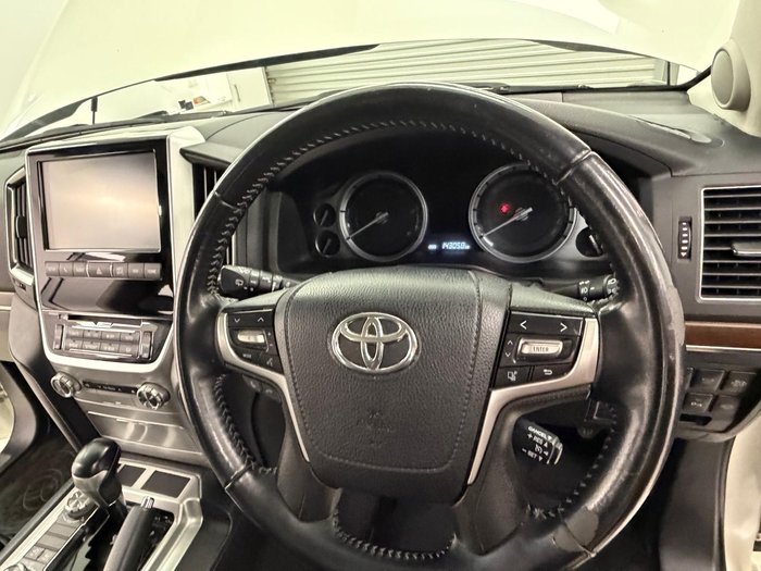 2020 Toyota Landcruiser VX VDJ200R 4X4 Dual Range