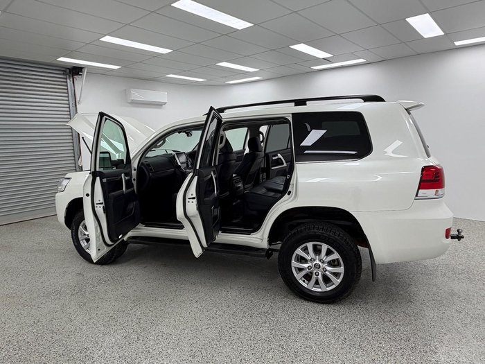2020 Toyota Landcruiser VX VDJ200R 4X4 Dual Range
