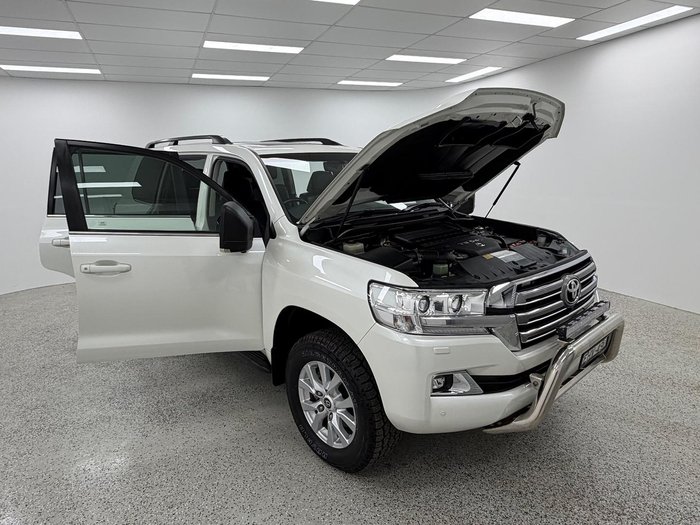 2020 Toyota Landcruiser VX VDJ200R 4X4 Dual Range