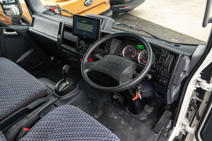 2023 Isuzu N Series NNR 45-150