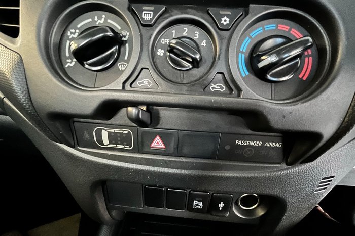 2019 Mitsubishi Triton GLX