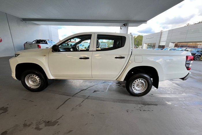2019 Mitsubishi Triton GLX