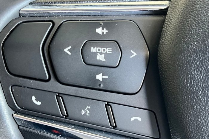 2023 Isuzu MU-X LS-T