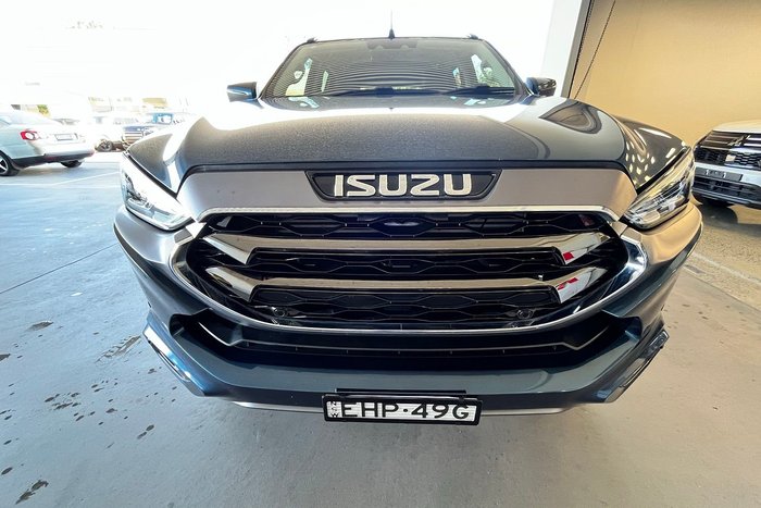 2023 Isuzu MU-X LS-T