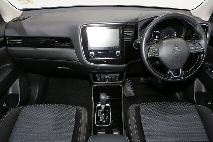 2021 Mitsubishi Outlander ES