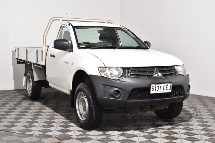 2014 Mitsubishi Triton GL