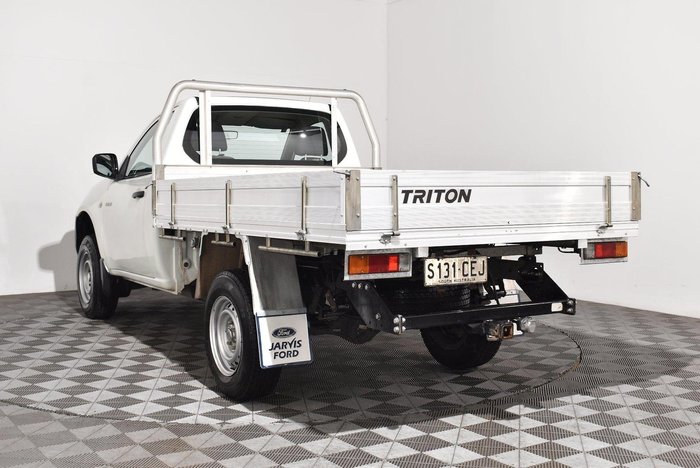 2014 Mitsubishi Triton GL