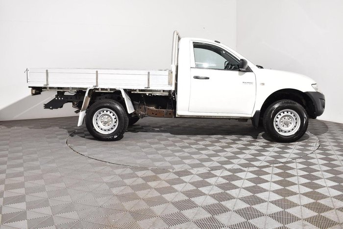 2014 Mitsubishi Triton GL