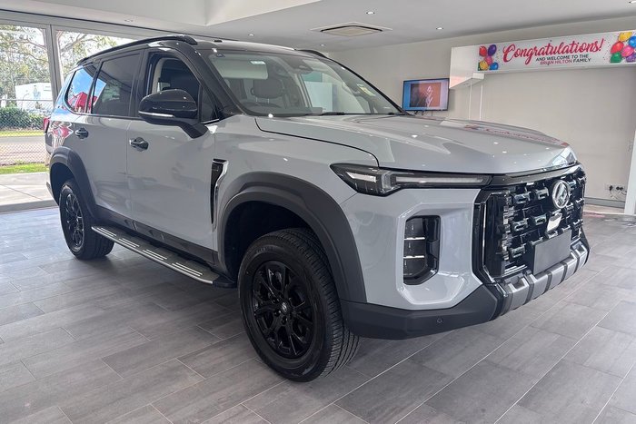 2026 LDV D90 Executive SV9A MY25 Concrete Grey /Black roof (2C)