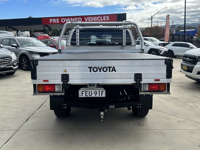 2023 Toyota Hilux SR
