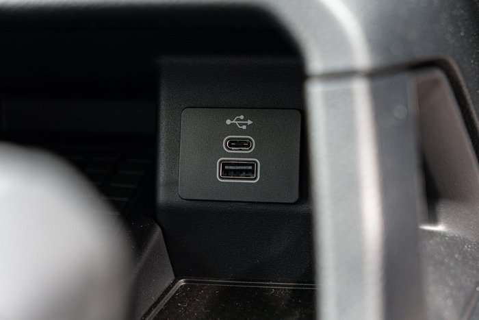 2025 Ford Everest Black Edition
