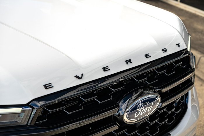 2025 Ford Everest Black Edition