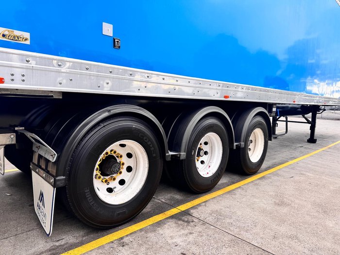2015 Maxitrans St3 Tri Axle