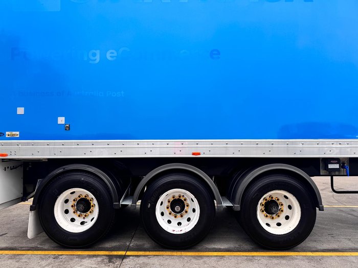 2015 Maxitrans St3 Tri Axle