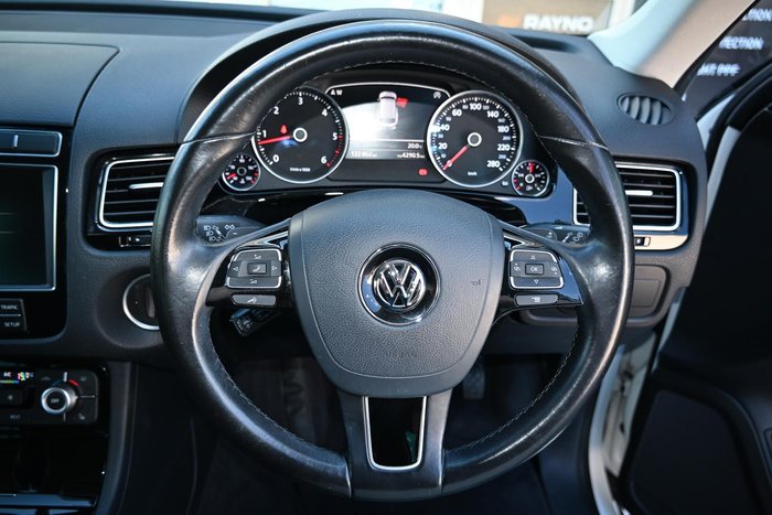 2016 Volkswagen Touareg 150TDI Element
