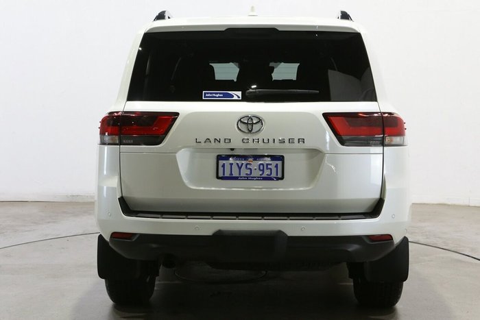 2025 Toyota Landcruiser GXL
